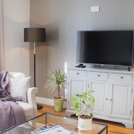 Henge House, Bluestone Apartment Bath Dış mekan fotoğraf